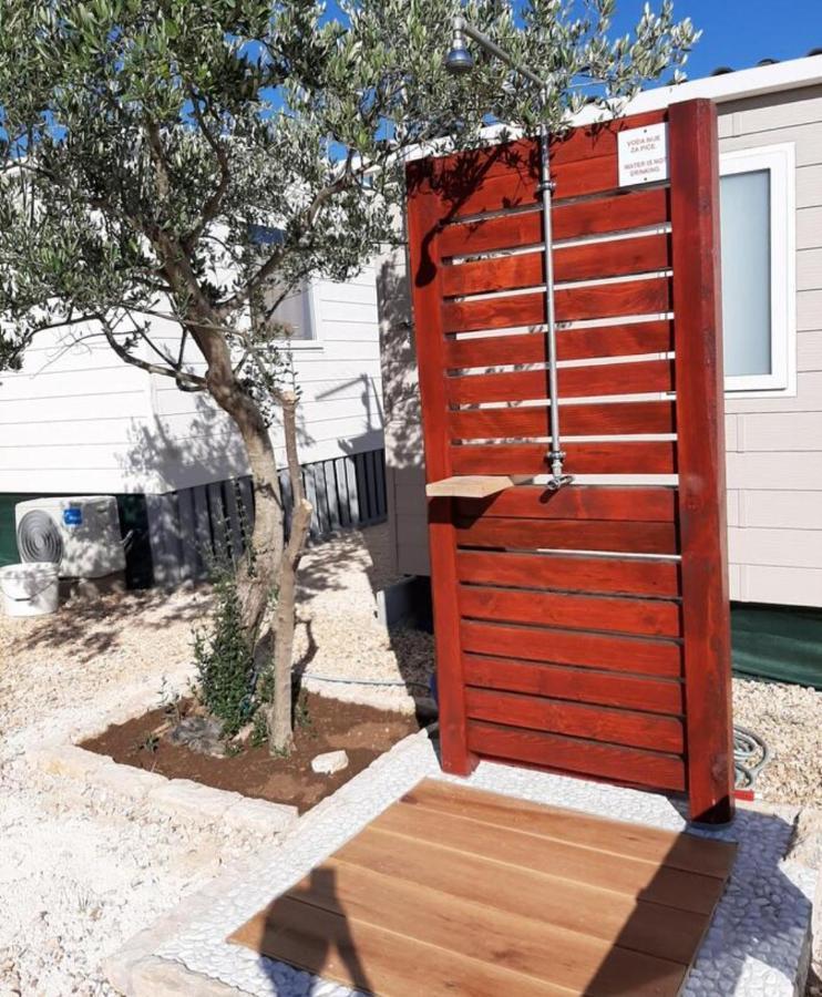Mobil homes Kamp Maslina, Biograd n/m Biograd Na Moru Bagian luar foto