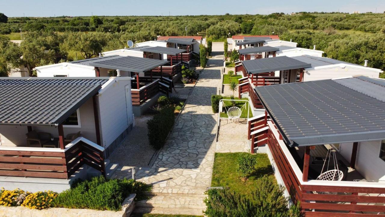 Mobil homes Kamp Maslina, Biograd n/m Biograd Na Moru Bagian luar foto